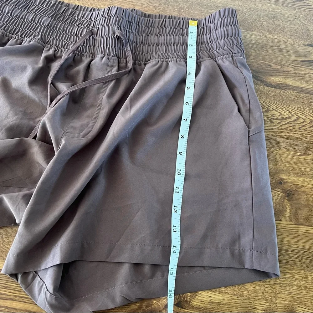 90 degree by reflex shorts size XL - Picture 10 of 10